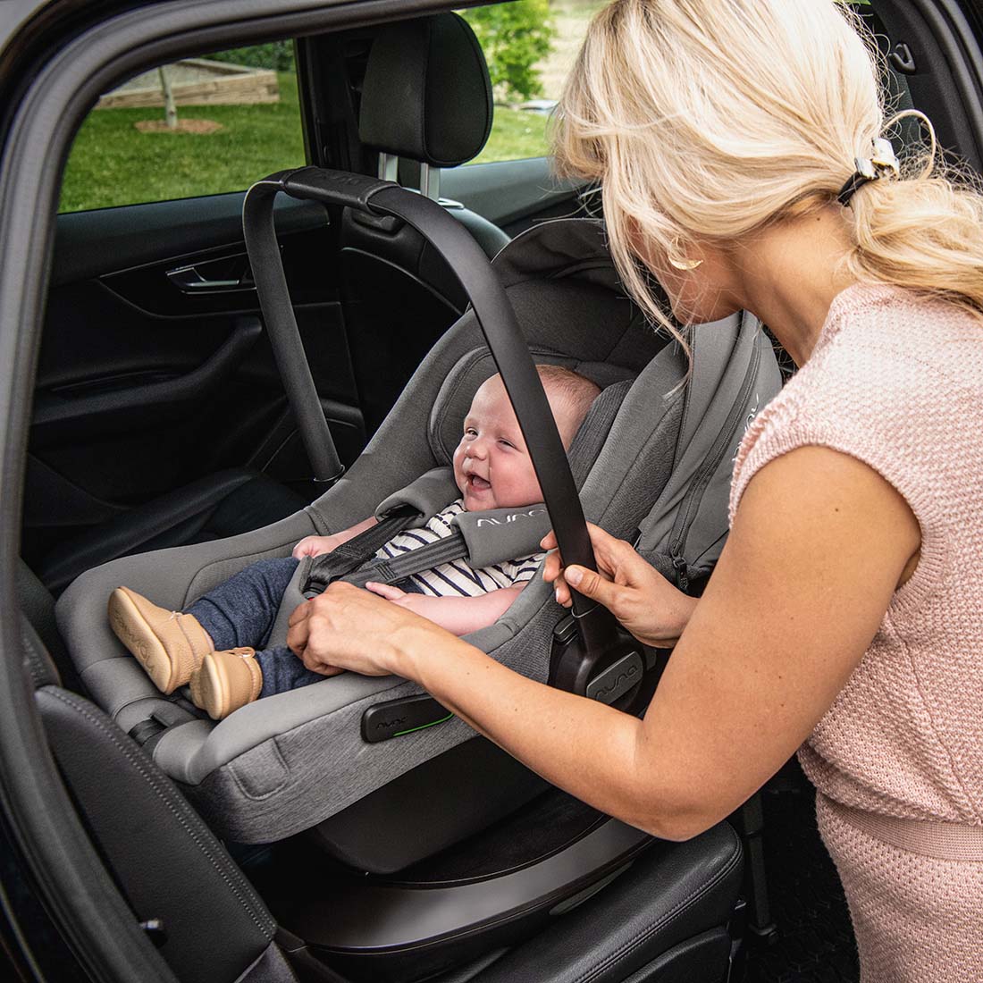 Nuna PIPA next Lightweight Infant Car Seat