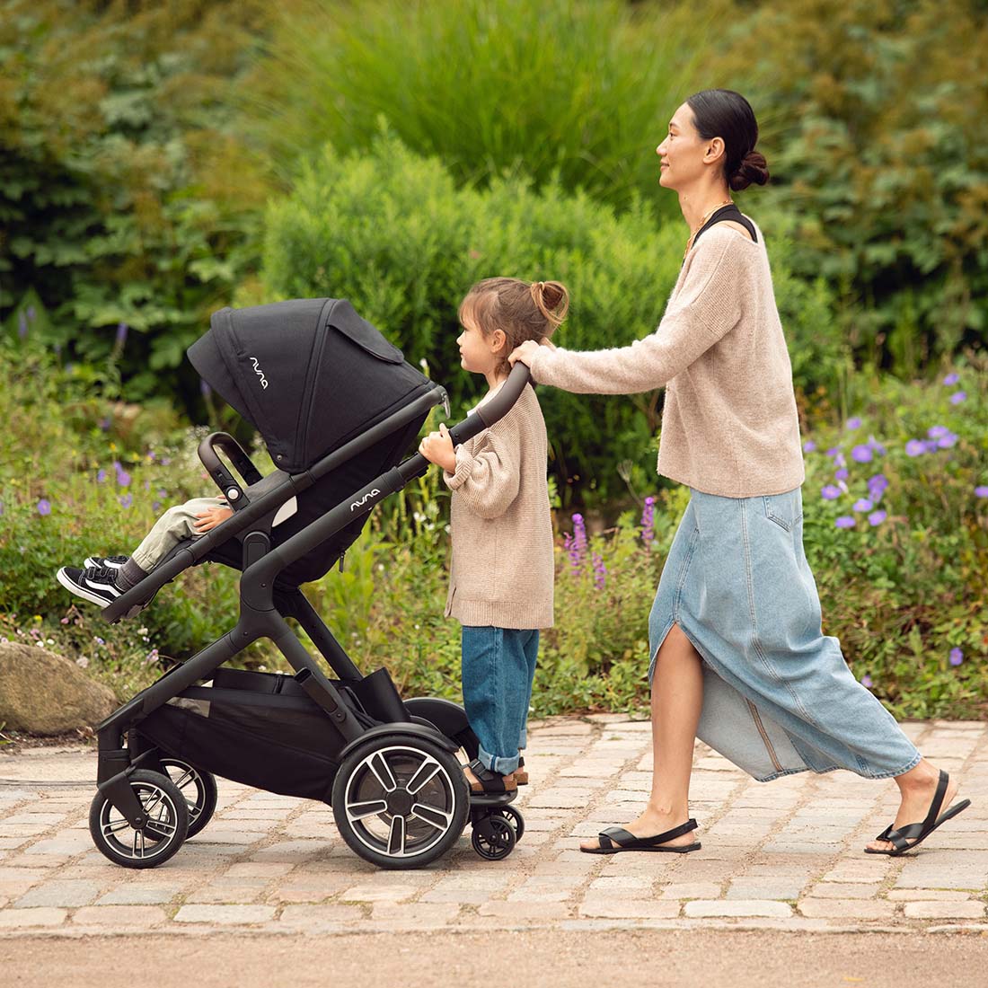 demi™ next + pipa™ urbn travel system 
