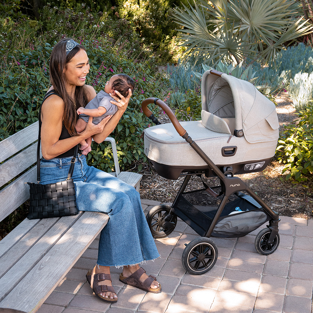 triv™ next + cari™ next generation travel system