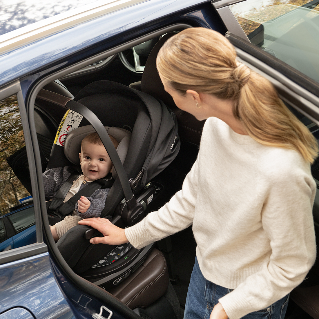 Nuna TRIV lx All-Season Travel System | ARRA flex, BASE curv