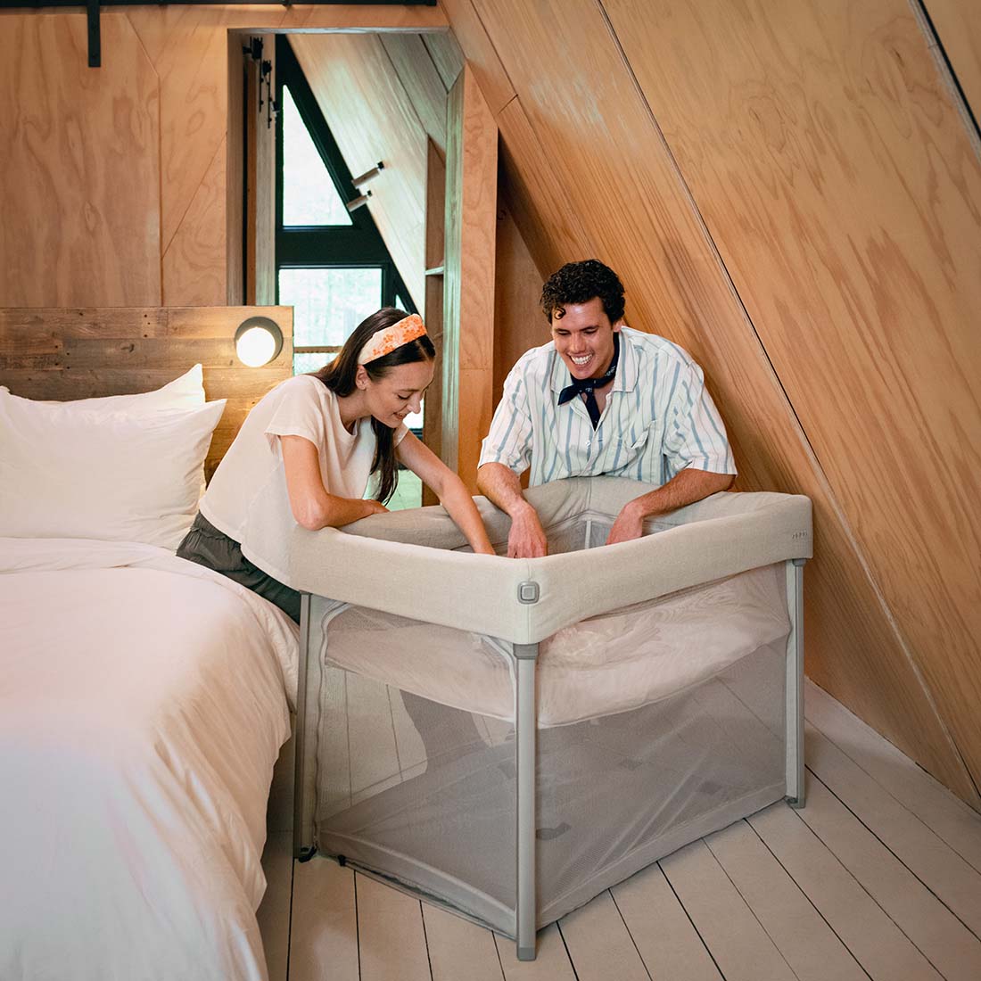 Nuna Travel Cots UK | Portable Baby Cots & Bassinets