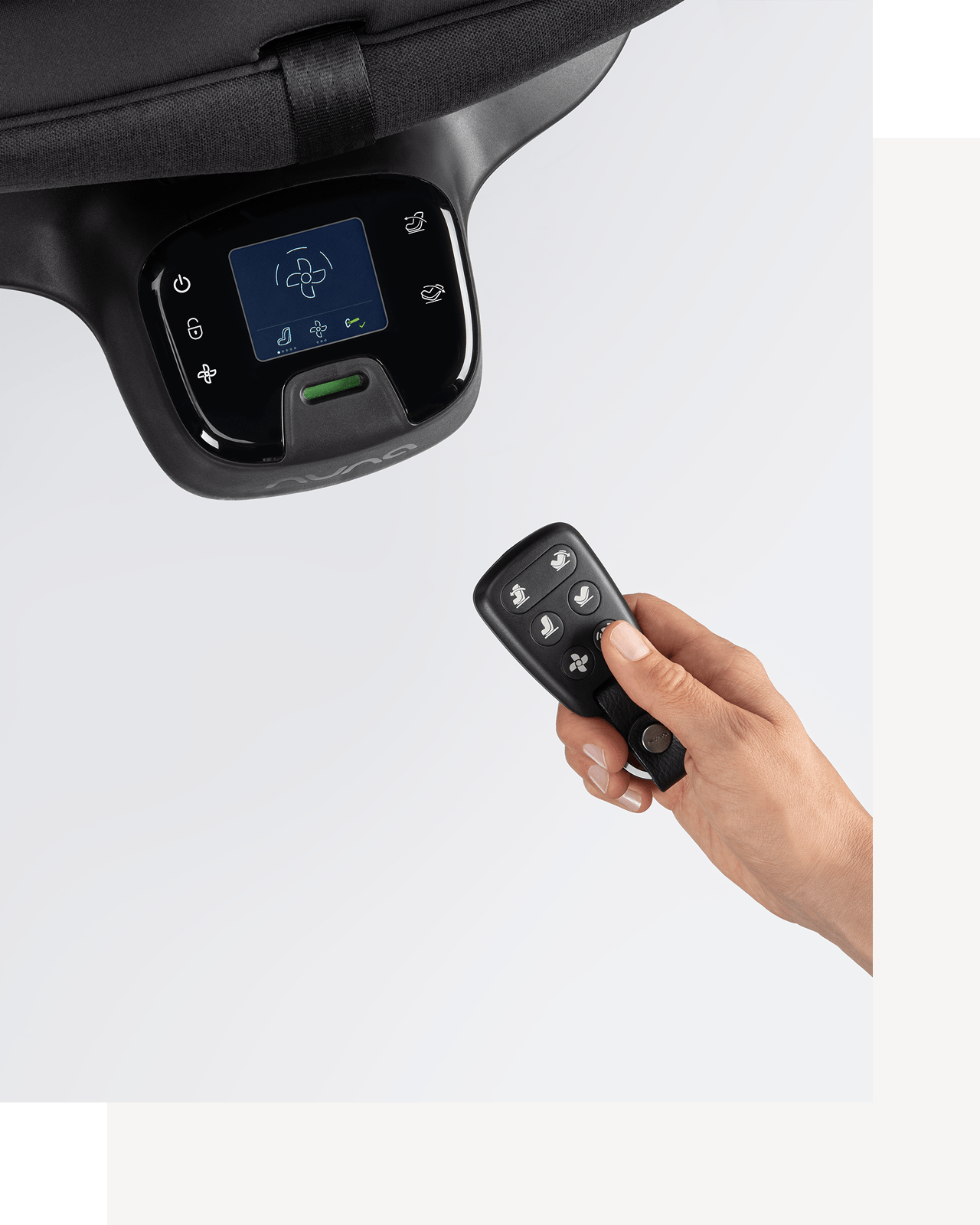 Photo of the RELX wind remote and screen.